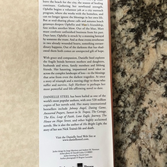 Danielle Steel hardcover book - Picture 3 of 3